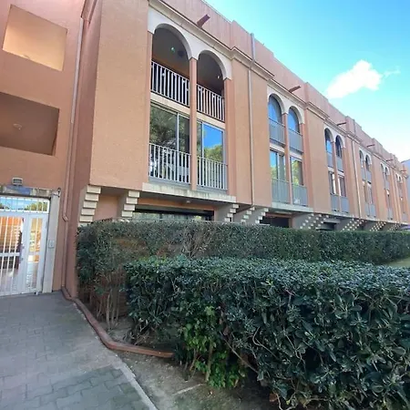 Apartamento à Proximité De La Saint-Cyprien (Pyrenees-Orientales)